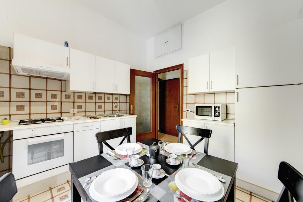 Apartment Colosseo Rom Rum bild